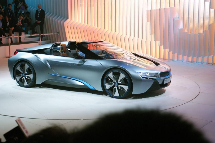  BMW i8 Spyder Concept 2012 года  (фото 12 из 87)